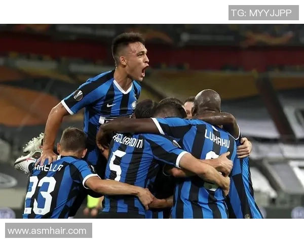 德甲激战：皇马逆转AC米兰四比三全场沸腾赛后点评引发热议