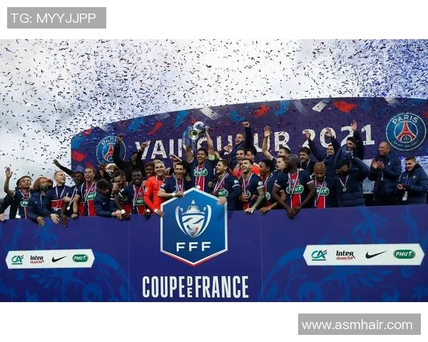 足总杯大战:多特蒙德狂胜巴黎圣日耳曼五球零封引爆全场激情