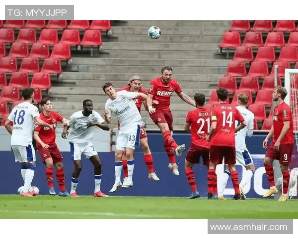 西甲激战:多特蒙德大胜利物浦补时进球引发全场狂欢